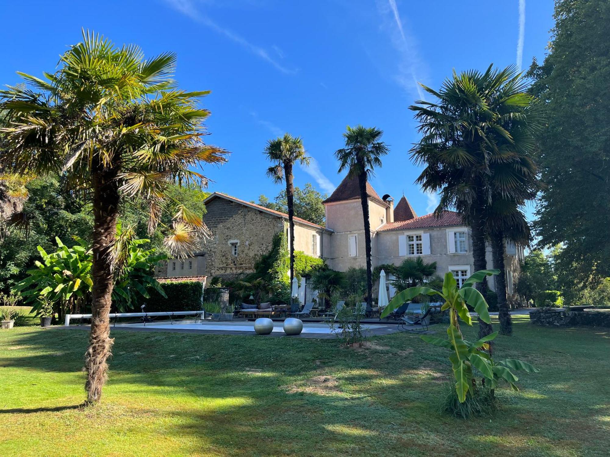 Chateau Saint Martin B&B Pouillon Dış mekan fotoğraf