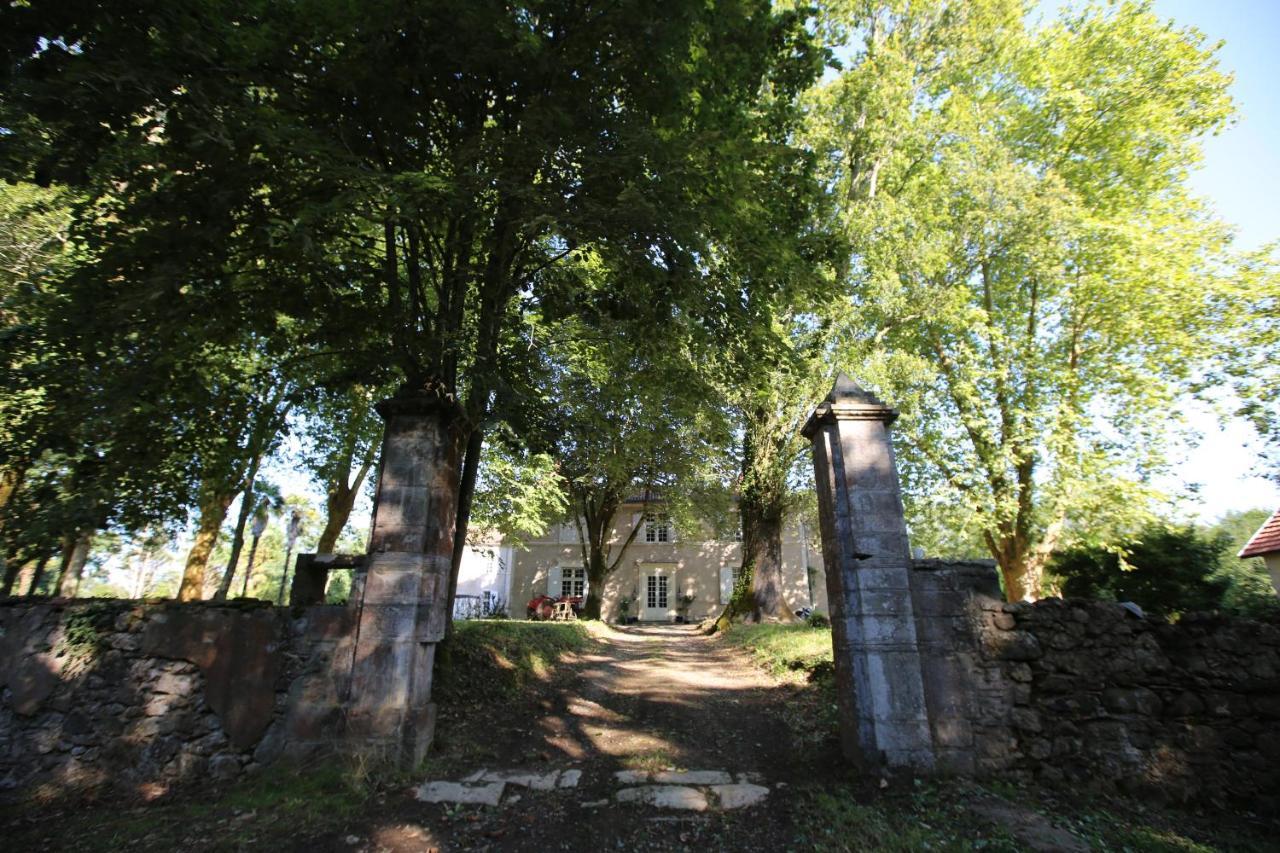Chateau Saint Martin B&B Pouillon Dış mekan fotoğraf